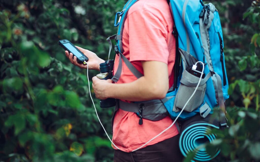 How to Use Your Phone in Sri Lanka: eSIMs, Wi-Fi Access & Mobile Network Advice